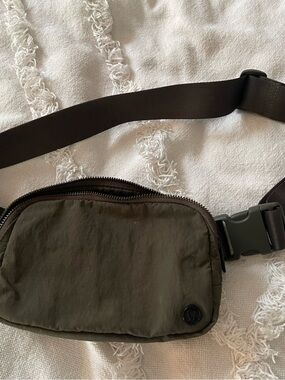 lululemon athletica belt bag, Olive Green Crossbody